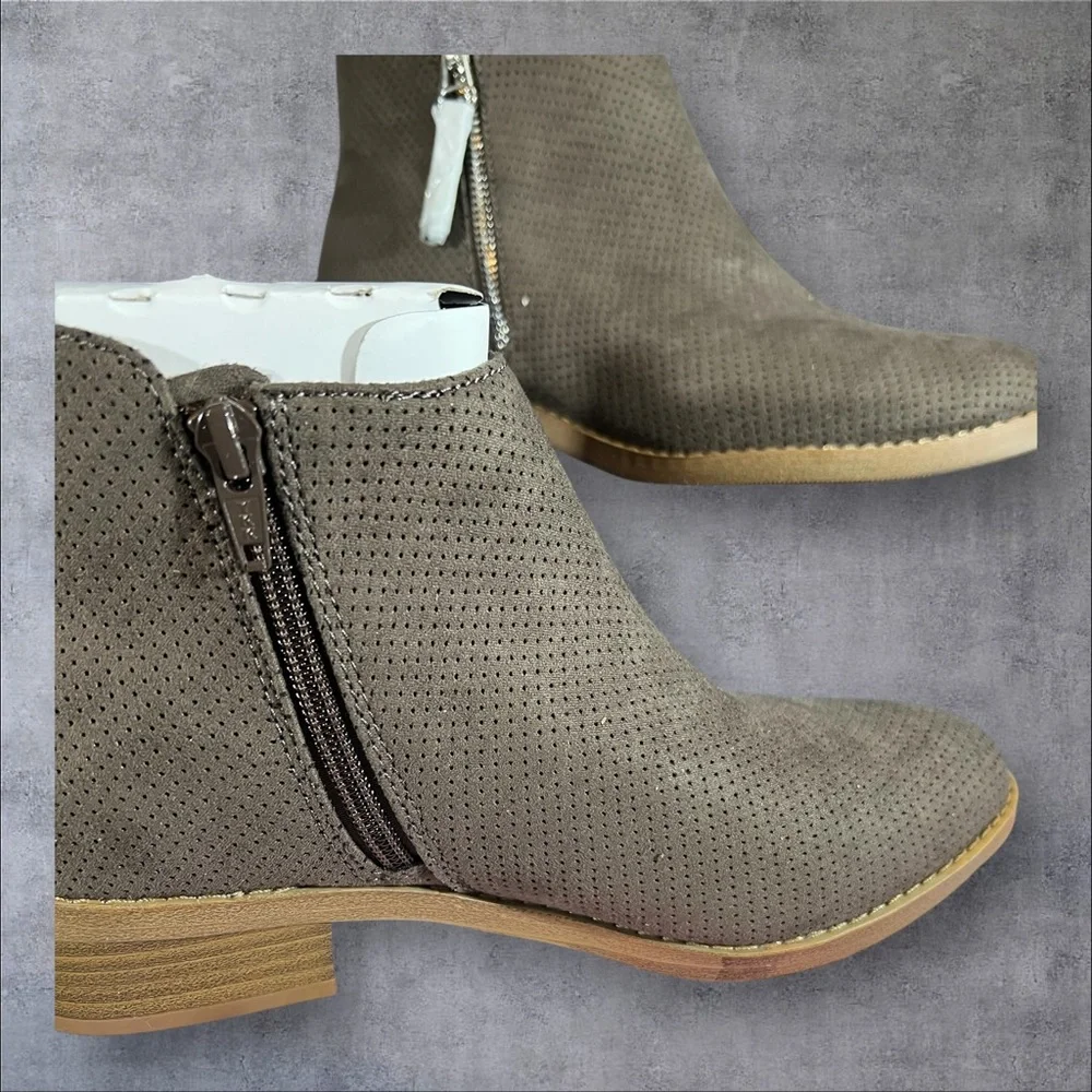 Wide Width Marlis Zip Up Ankle Boots by Universal Thread